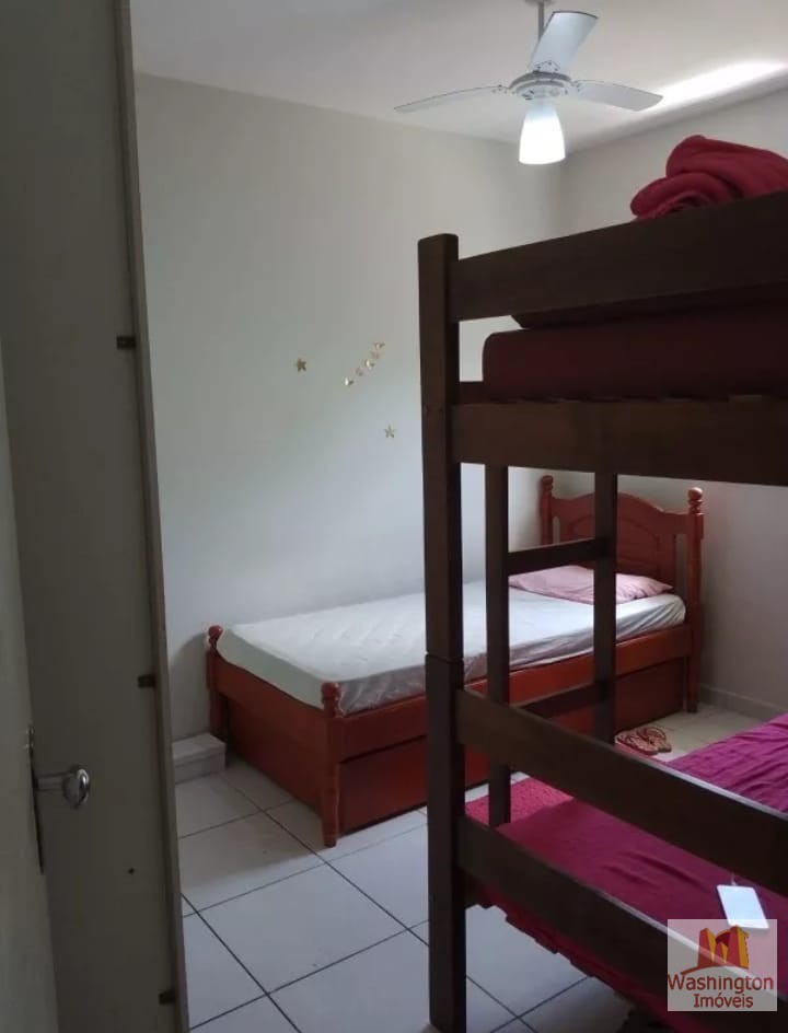 Casa em Condomínio Bertioga  / Jardim vista linda